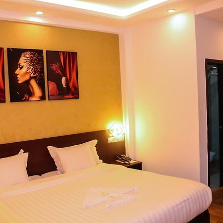 Hotel Colonia Dakar Exterior photo